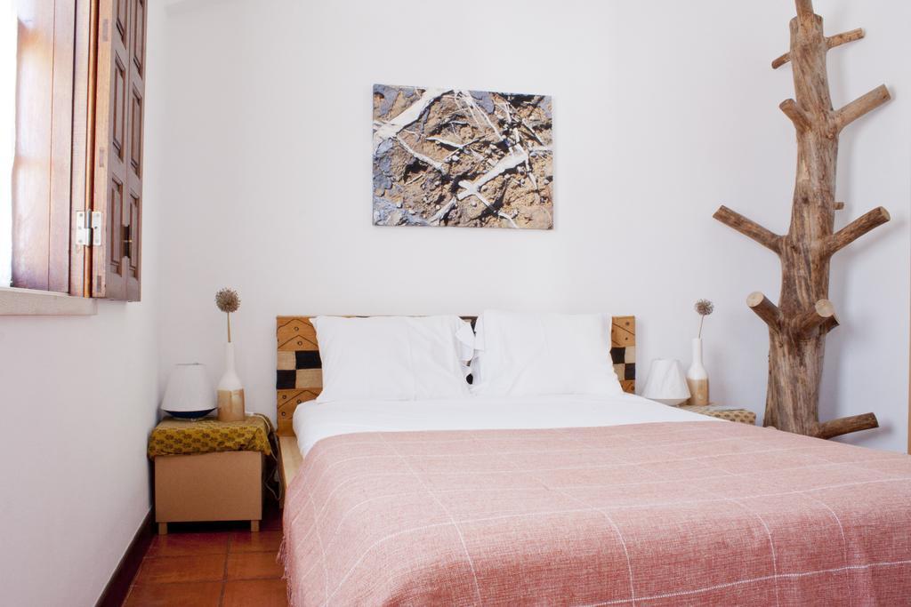 Bed and Breakfast A Casa Da Arvore Vila Nova de Milfontes Zimmer foto